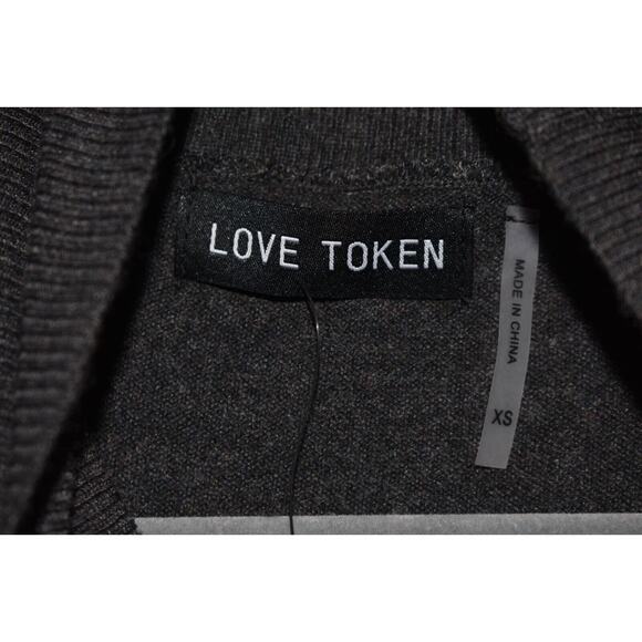 LOVE TOKEN NEW $148 Cut-Out Shoulder Mock Neck Tunic Sweater Charcoal XS - Picture 3 of 3